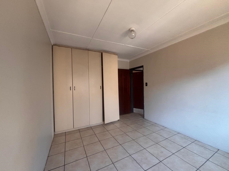 To Let 3 Bedroom Property for Rent in Bloemside Free State